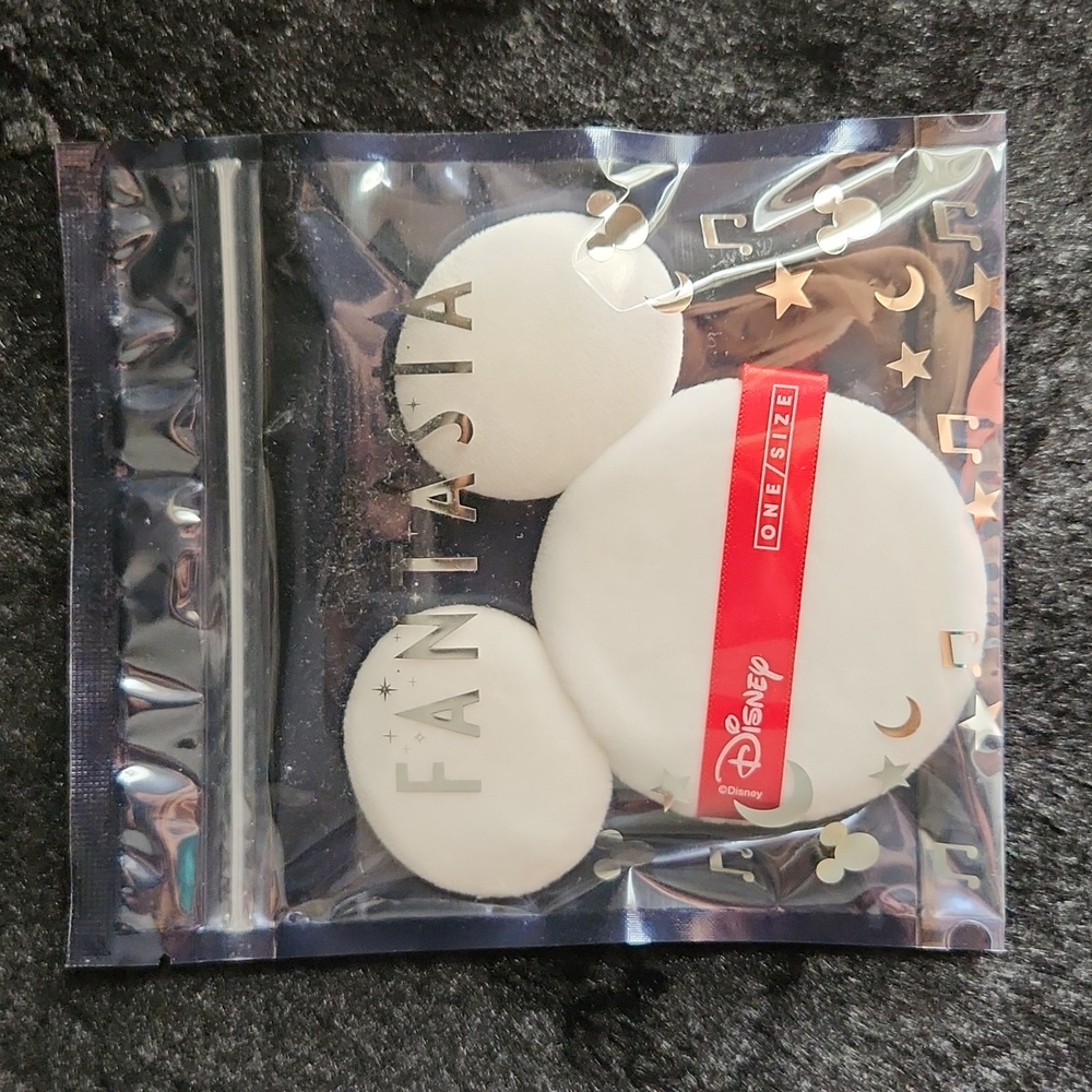 Disney x ONE/SIZE mickey puff